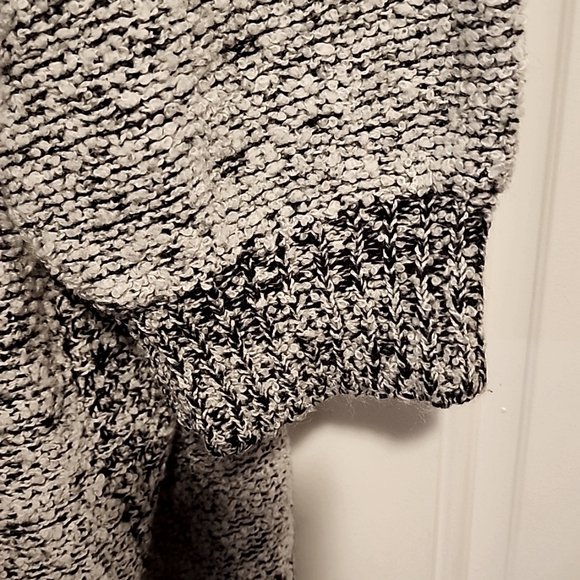 FASHION ELEMENTS - Picture 3 of 4